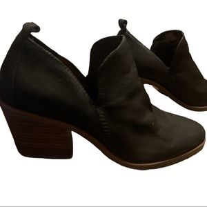 Lucky Brand Victory ankle bootie